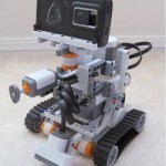 Nokia N900 Controls LEGO NXT Robot via Twitter